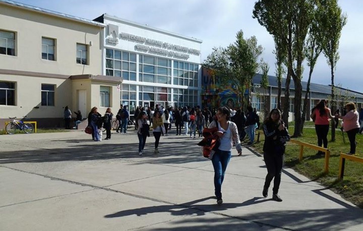 VI Jornadas de Turismo en el Campus Universitario de Río Gallegos