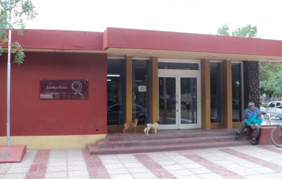 Santa Rosa (Mendoza): concejales denuncian deuda millonaria con el personal