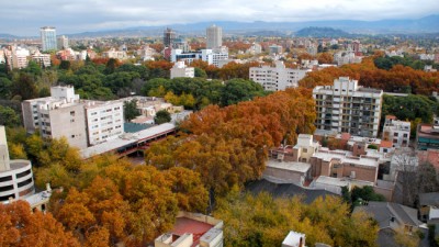 Las tasas municipales en Mendoza subieron 12% este mes