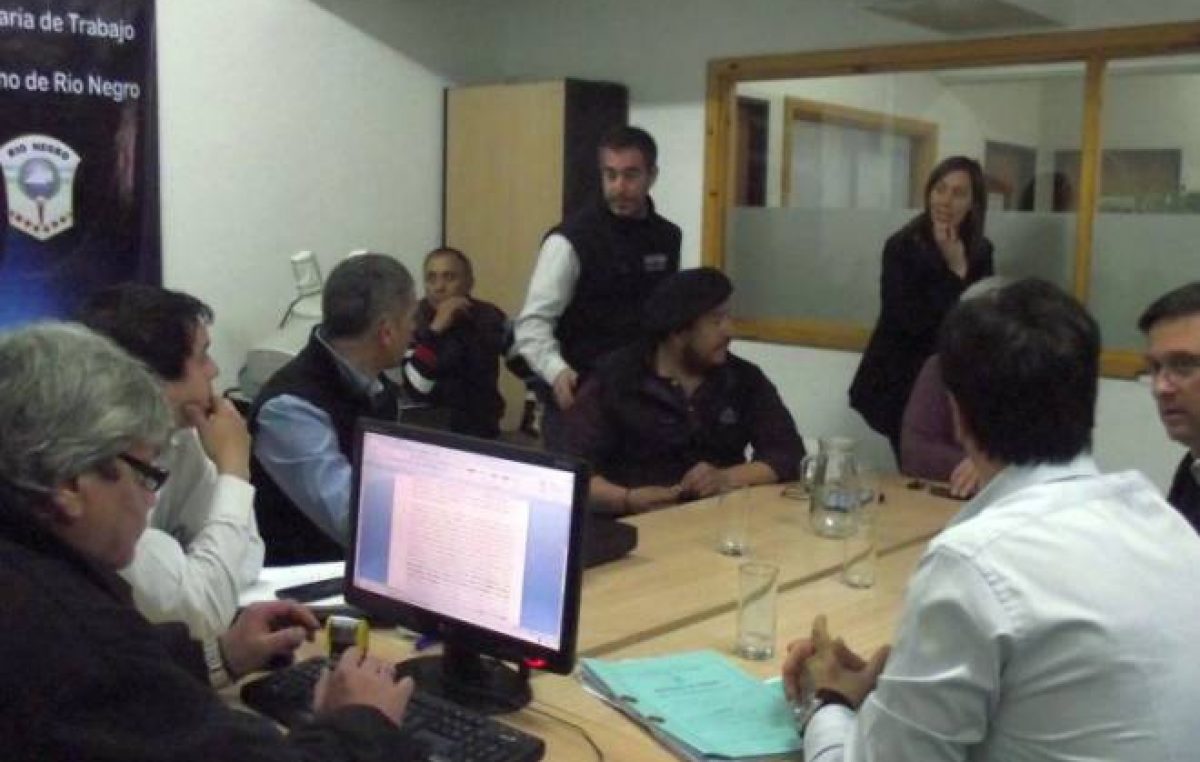 Negociación con SOyEM Bariloche: no hubo acuerdo y el gobierno pidió extender la conciliación