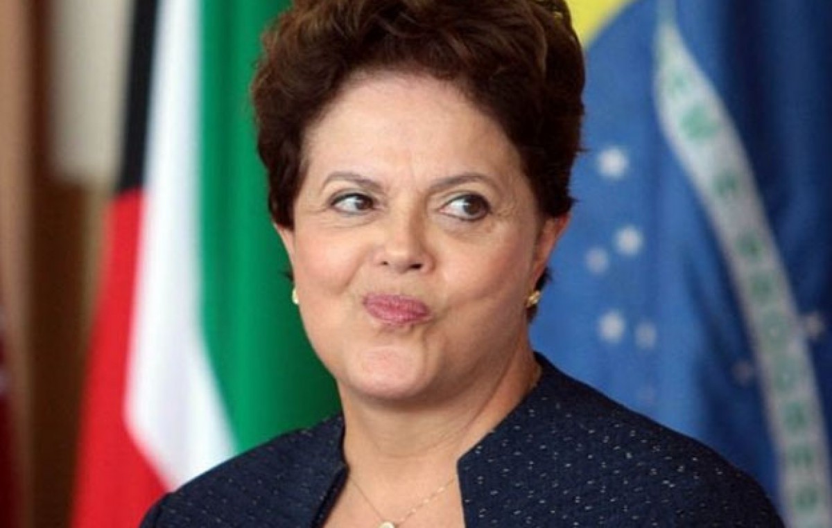 Gigantesco escándalo de corrupción en Brasil dificulta segundo mandato de Rousseff