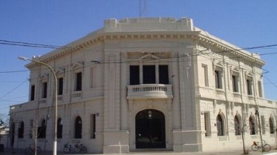 Tejedor: La Municipalidad salió a aclarar el escándalo por el aumento de sueldo a la contadora