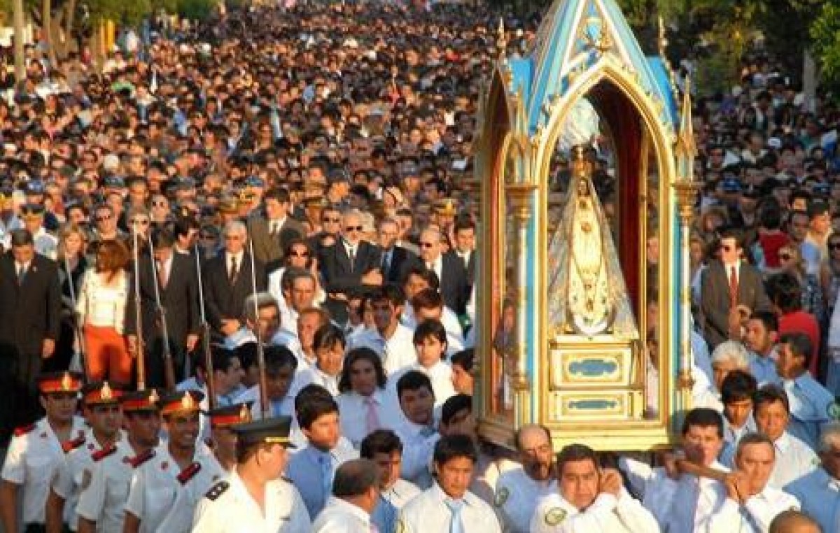 Tradicional procesión en Catamarca por la Virgen del Valle