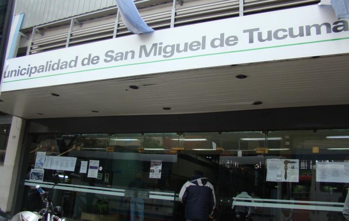 El Intendente de Tucumán rubricó ascensos para 2.300 municipales