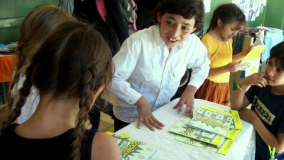 Escuela rural de La Serranita edita libro con historias escritas por alumnos