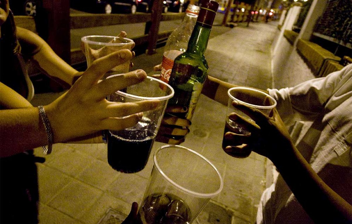 Crean en Rosario un observatorio sobre alcohol y drogas