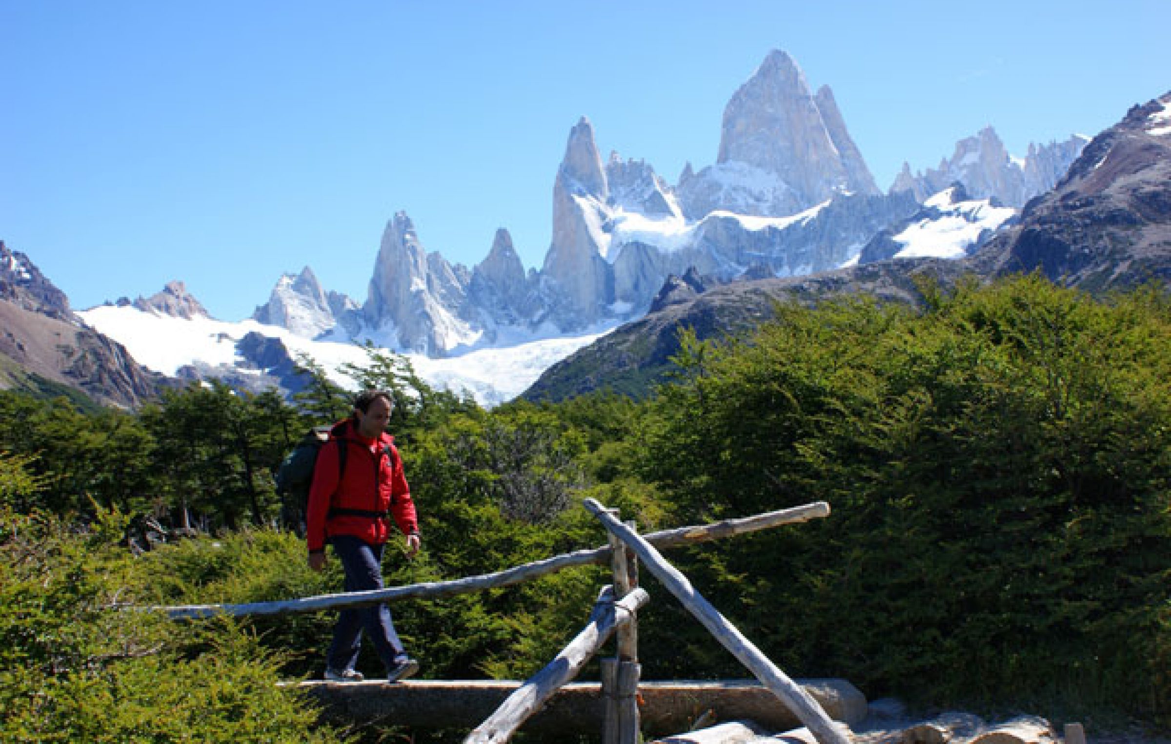 Es Ley El Chaltén es Capital Nacional del Trekking Argentina Municipal