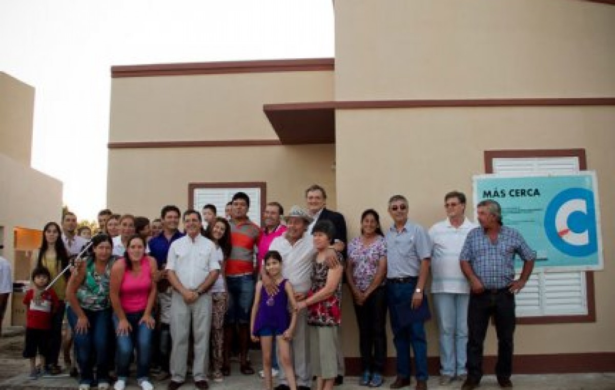 Se inauguraron nuevas viviendas en el departamento Gualeguaychú