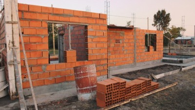 Se ejecutarán 320 mejoramientos habitacionales en 14 municipios entrerrianos