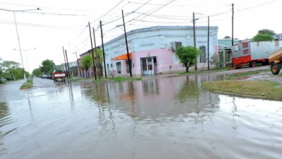 Las intensas lluvias además de complicar a Bandera amenazan a cuatro departamentos