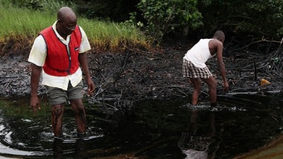 Una comunidad de pescadores de Nigeria cobrará más de 80 millones de dólares por un derrame de petróleo