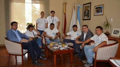El Intendente de Catamarca ratificó el pago de los 1.000 pesos a los empleados municipales