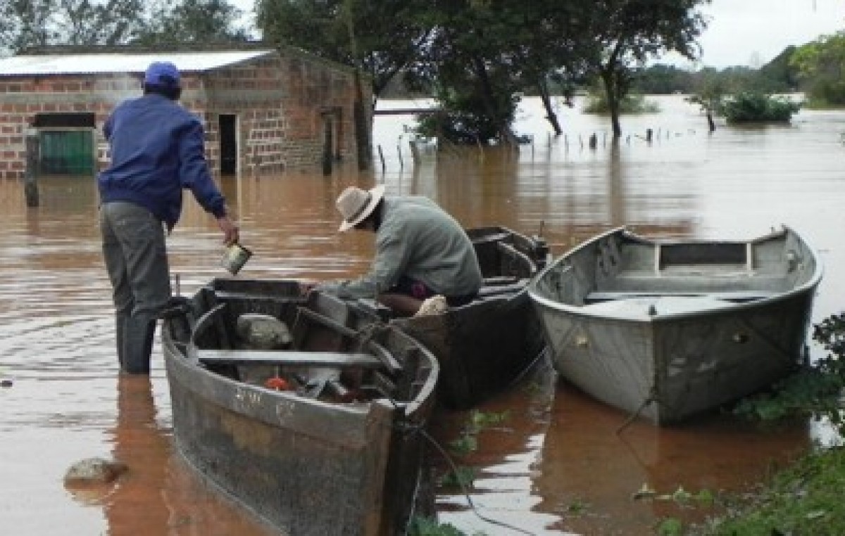 Secuelas del temporal en Corrientes: casi un millar de evacuados en varias localidades