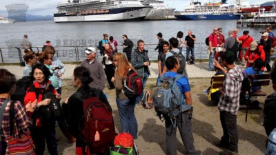 Más de 6000 turistas llegaron ayer a Ushuaia en cruceros