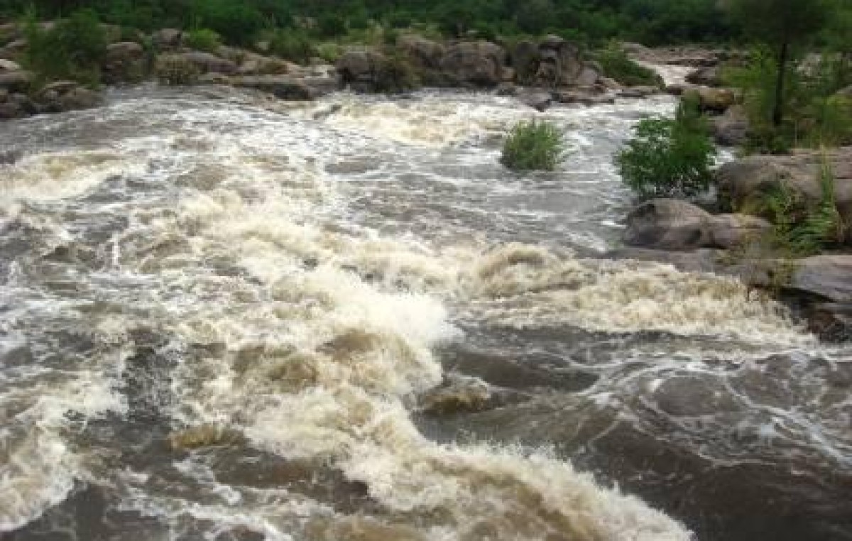 Córdoba: Unos 450 evacuados por la crecida de un río en la localidad Río de los Sauces