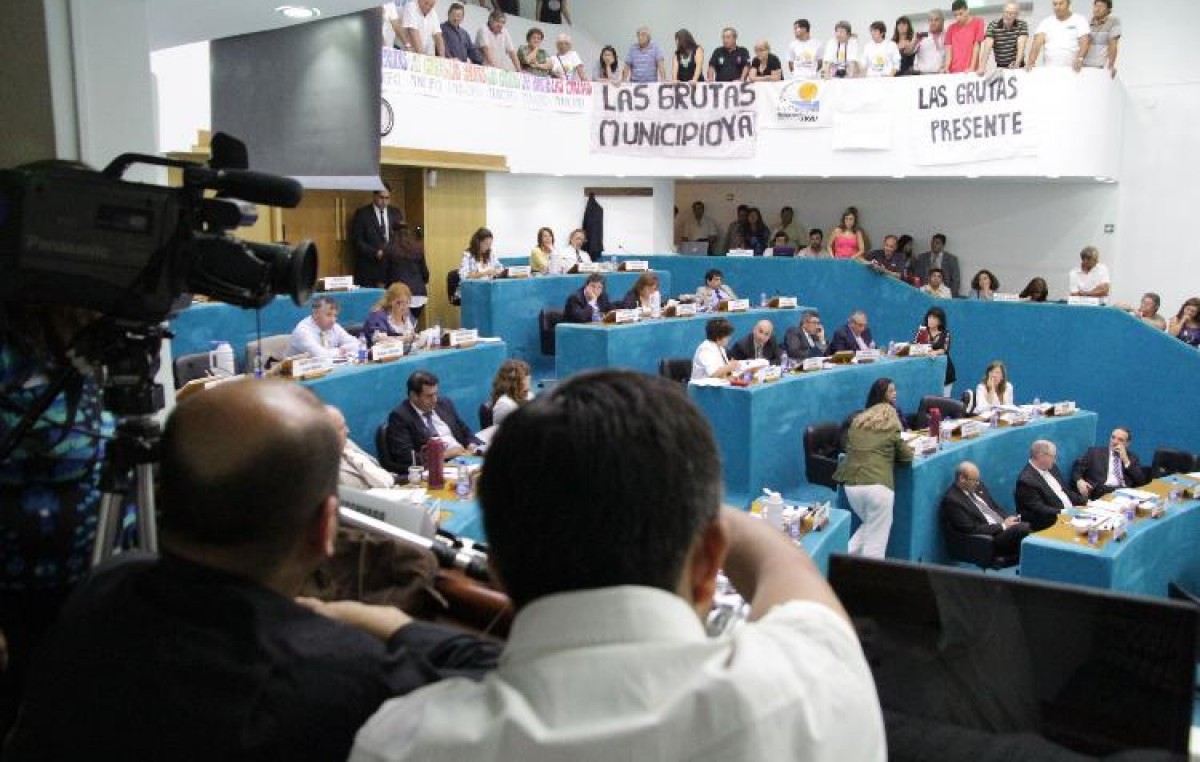Aprueban modificaciones para la segregación de municipios en Río Negro