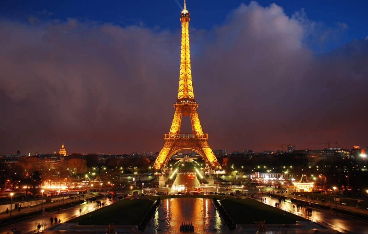 La Torre Eiffel generará energía eólica
