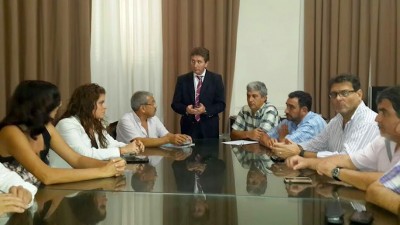 Festram Santa Fe levantó las medidas de fuerza tras acordar la política salarial del 2015.