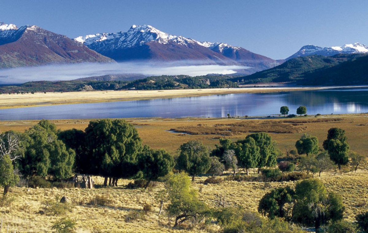 Quieren habilitar viejas servidumbres de paso para facilitar el acceso a ríos y lagunas de Esquel