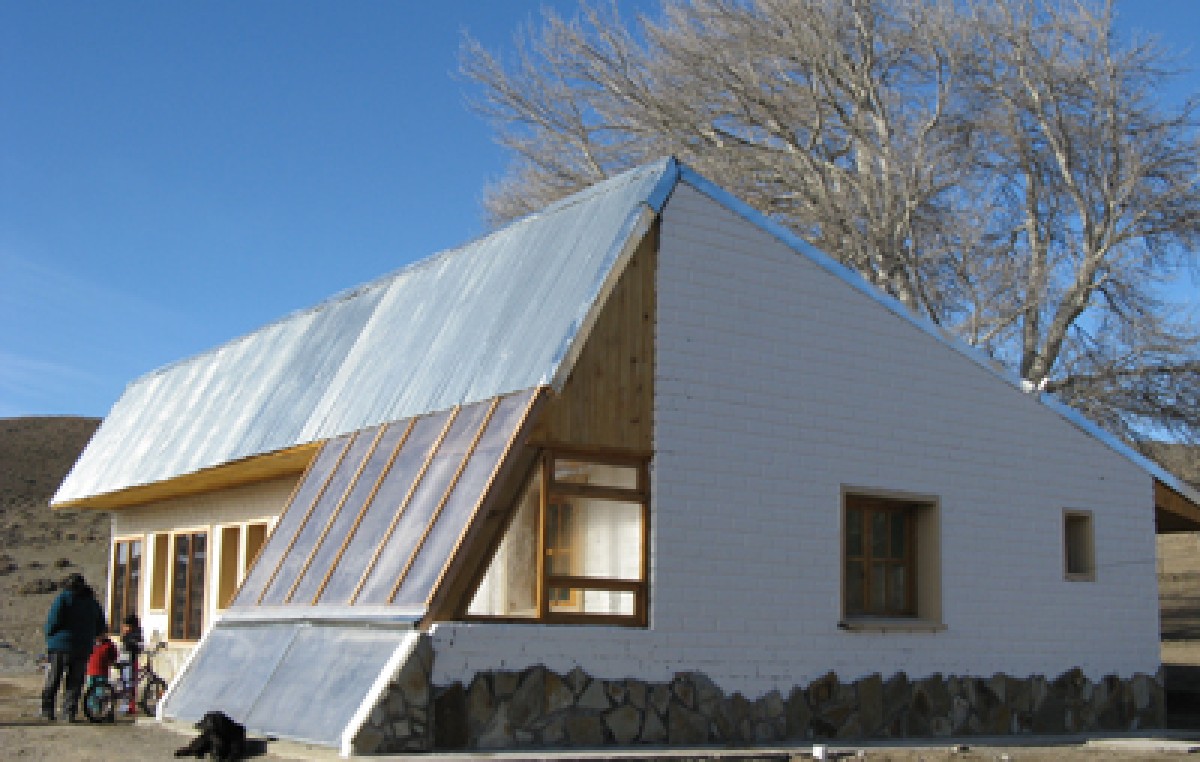 Programa Hábitat Rural Chubut: construcción de viviendas bioclimáticas en Sierra Colorada