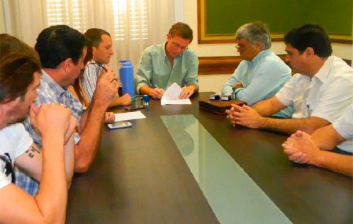 Municipales de Gualeguaychú firmaron el acuerdo paritario