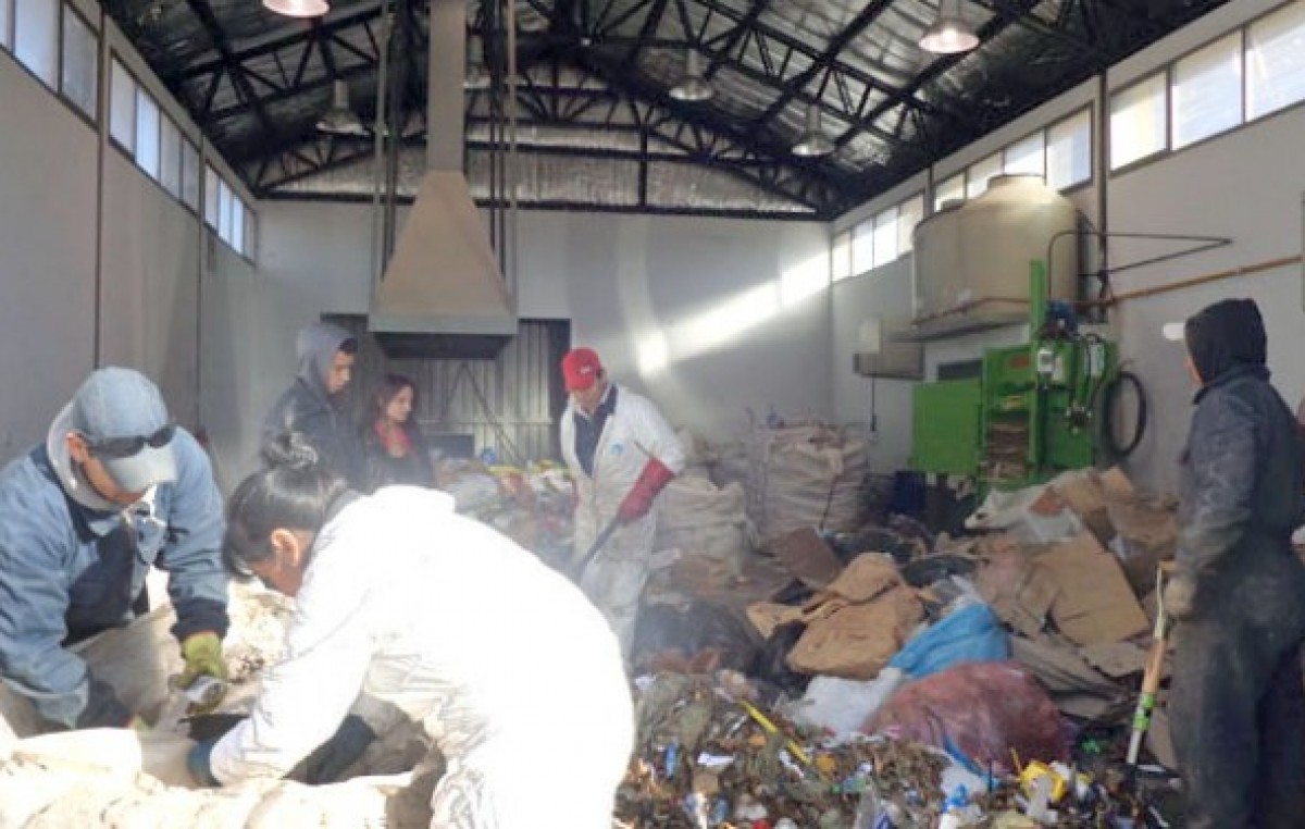 Gobernador Costa: La Planta de Residuos Sólidos Urbanos en funcionamiento