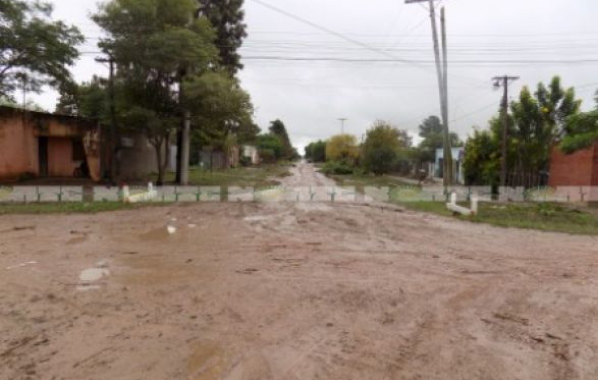 Más de 600 evacuados por la intensa lluvia en Pampa del Indio