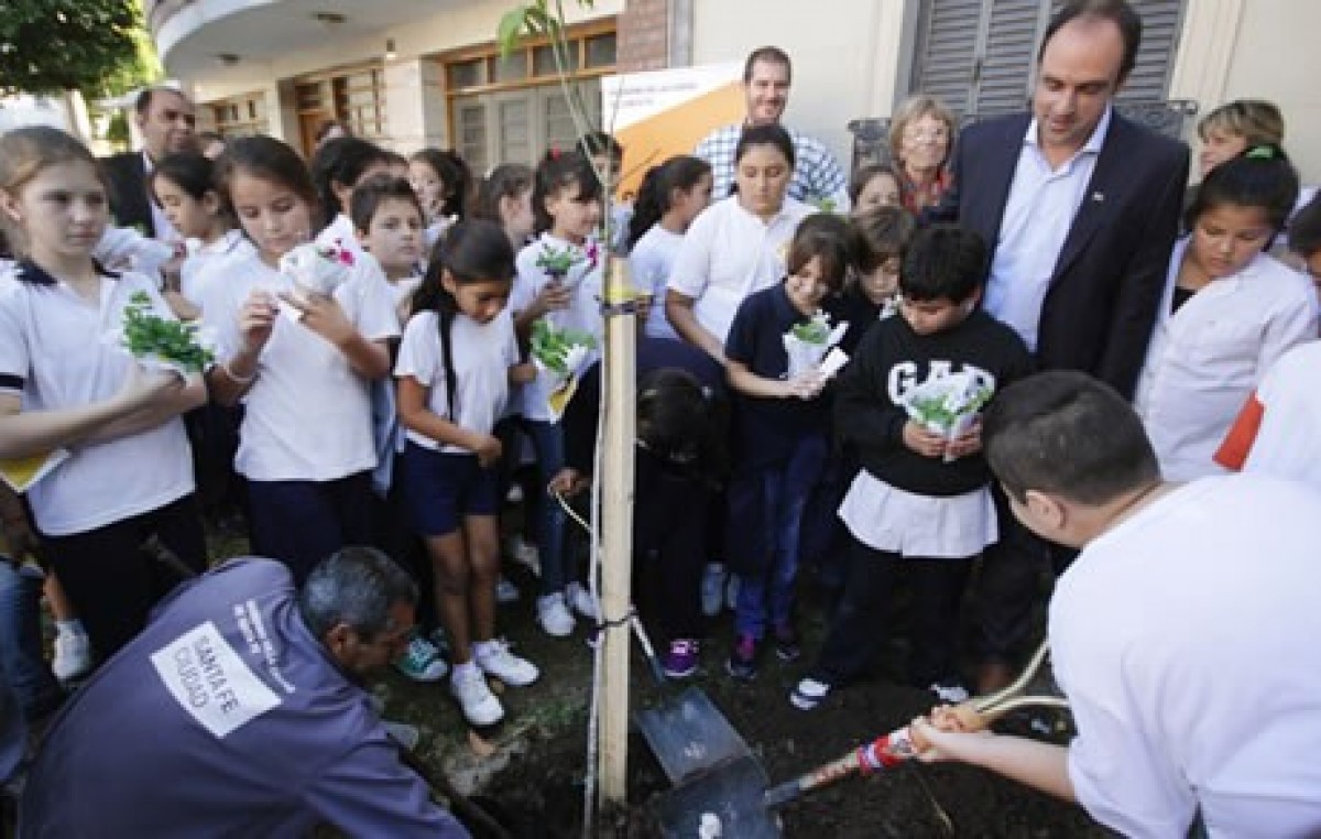 Plantarán 10 mil árboles en la ciudad de Santa Fe