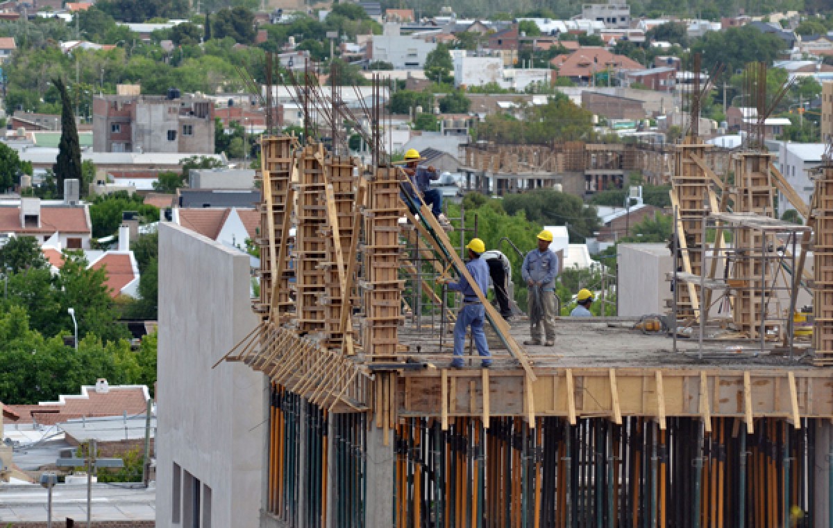 El engorroso paso para edificar en Neuquén ahora se hará vía internet