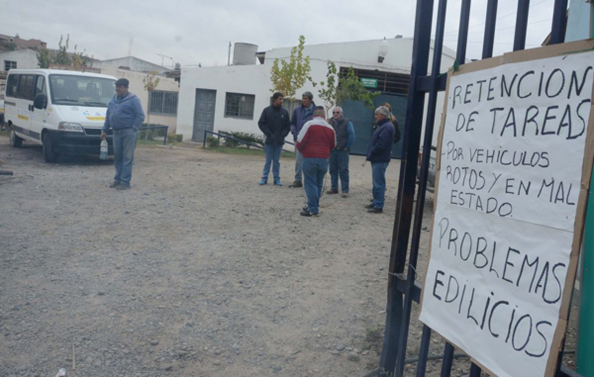 Las calles de Neuquén se quedan sin mantenimiento