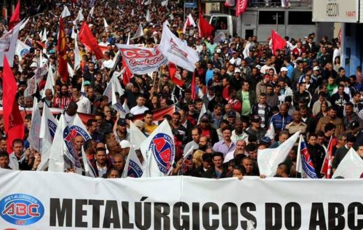 Brasil: ola de protestas contra el ajuste y los despidos