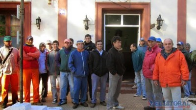 Corrientes: Municipales de Alvear reclamaron aumento salarial