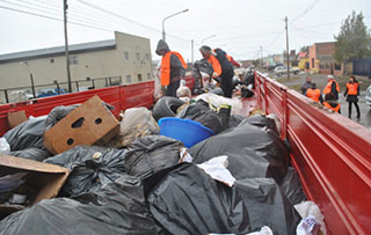 Río Gallegos: “La emergencia municipal resolverá el problema de la basura y cloacas”