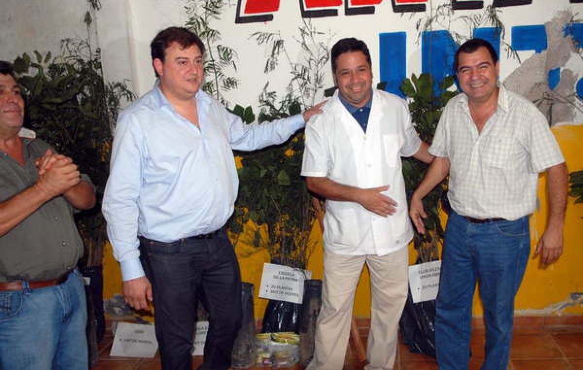El programa de arbolado urbano «Plantar» fue presentado en Loreto
