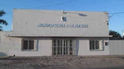 Empleados municipales de Pirané aseguran que no tienen “sueldos de hambre”