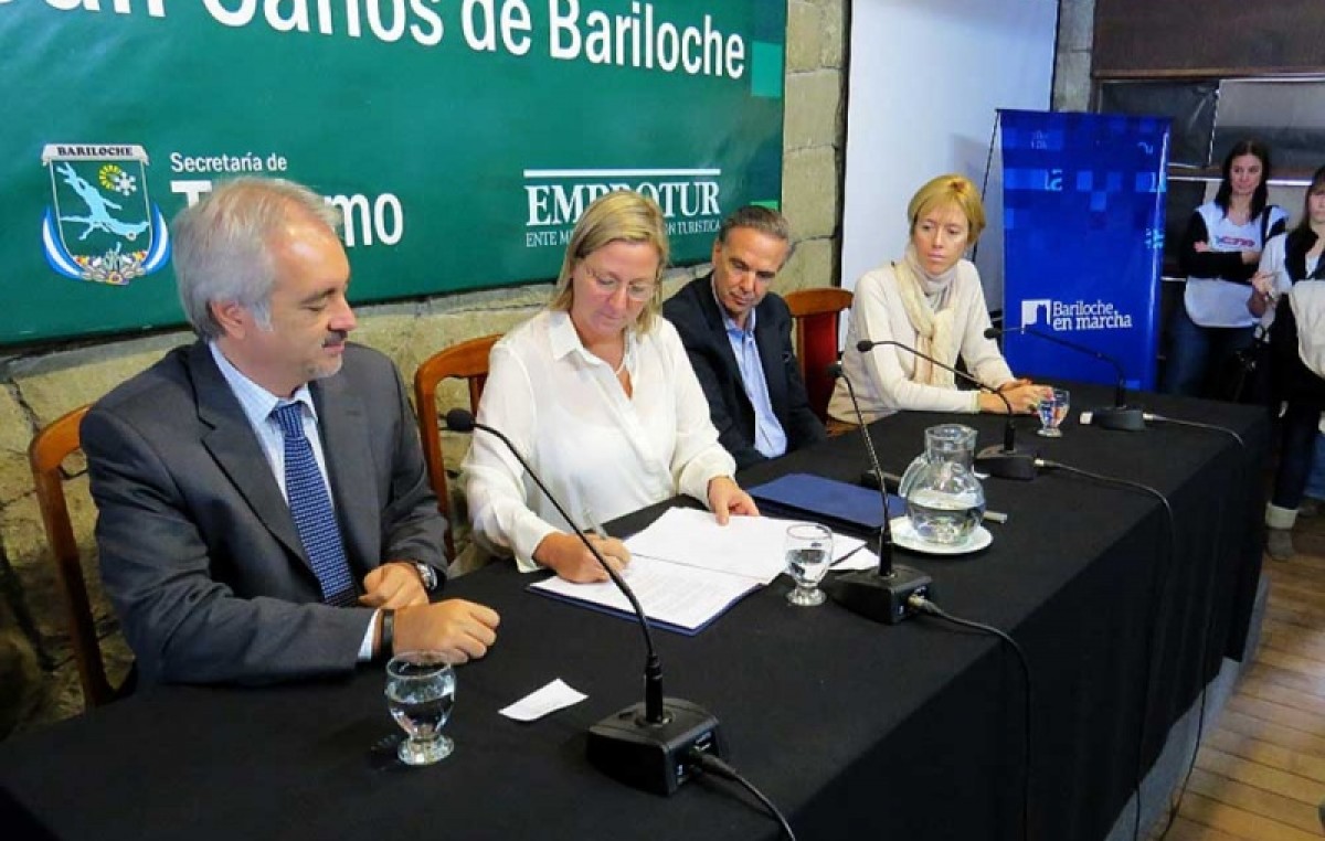 Bariloche: Firmaron convenios para viviendas e infraestructura por 700 millones