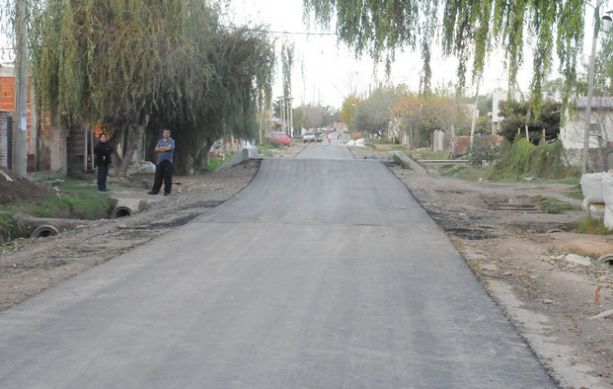 Presupuesto Participativo: suman cuadras de asfalto en Los Hornos