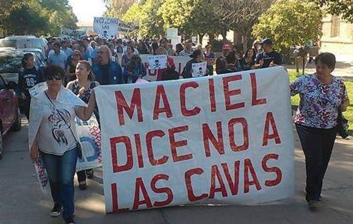 La comuna de Maciel llamará ahora a un plebiscito por las polémicas cavas