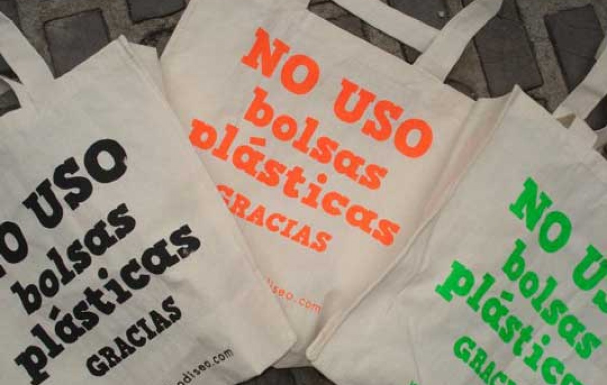 En Córdoba, 50 municipios intentan regular el uso de bolsas plásticas.