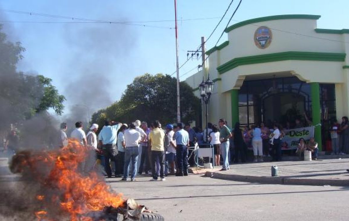 El Tribunal Superior ordenó reincorporar a 81 cesanteados en el municipio de Villa Dolores