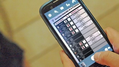 Elecciones en Córdoba: no se podrá usar celular en el recinto de votación