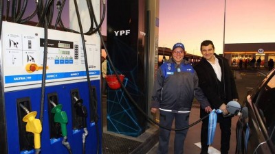 Después de la inauguración de CFK, la Provincia clausuró estación de servicio de YPF en Leones