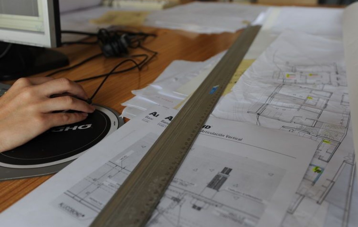 Trámites más rápidos para arquitectos: se reciben planos por internet en Neuquén