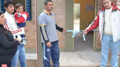 El Gobierno inauguró viviendas sociales en barrios de La Banda