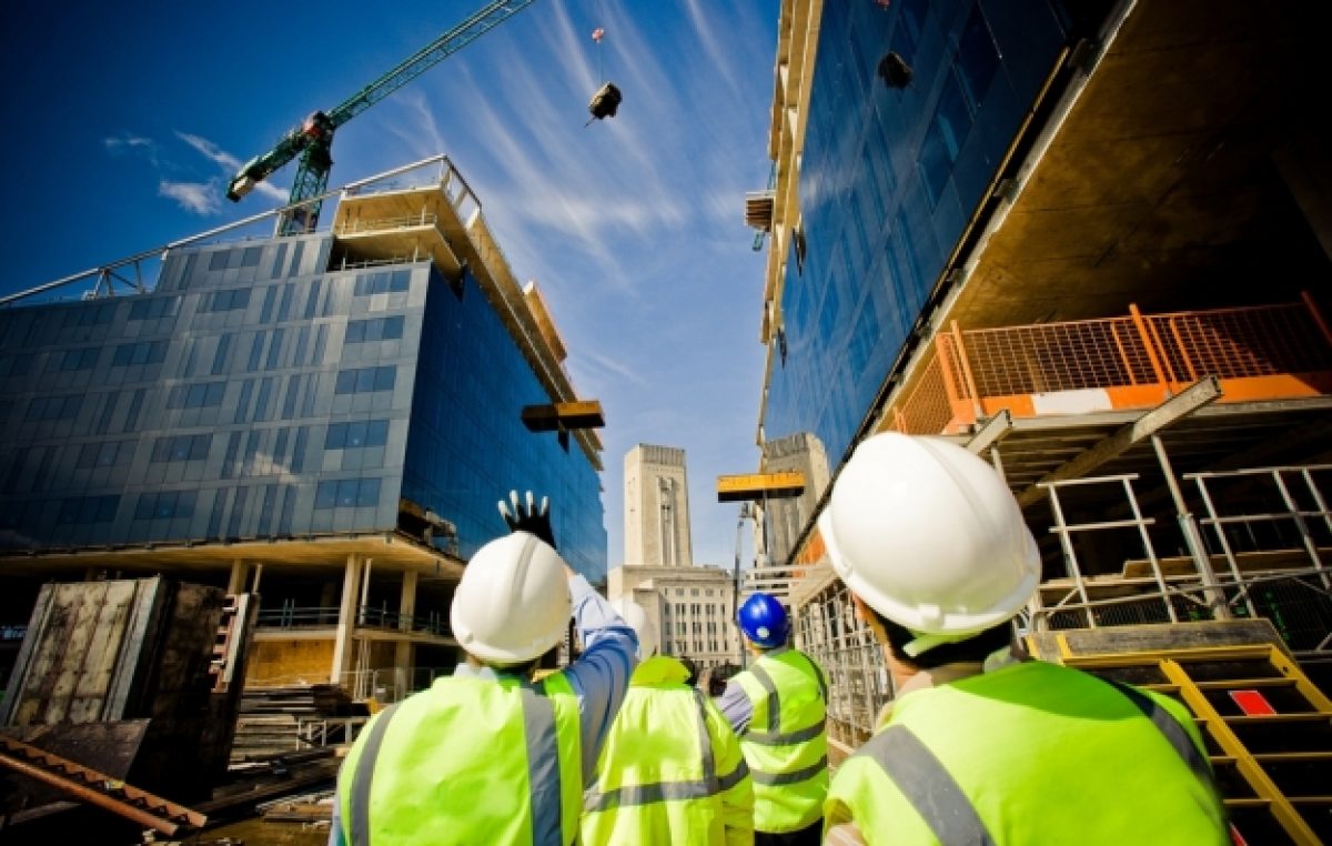 La construcción registró en el mes de abril el mayor crecimiento en tres años