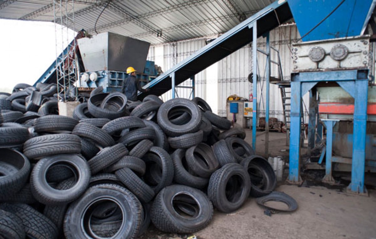 Varias localidades de Entre Ríos apuestan al reciclado de neumáticos