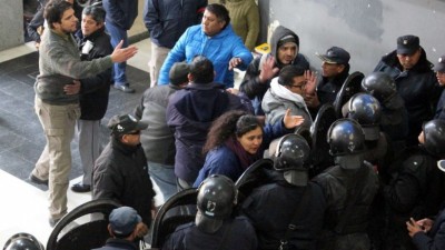 Jujuy: Policías y miembros del Seom heridos en incidente