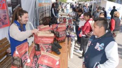 Primera Feria Provincial de Emprendedores en Jujuy