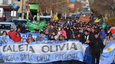 Municipales de Caleta Olivia siguen de paro