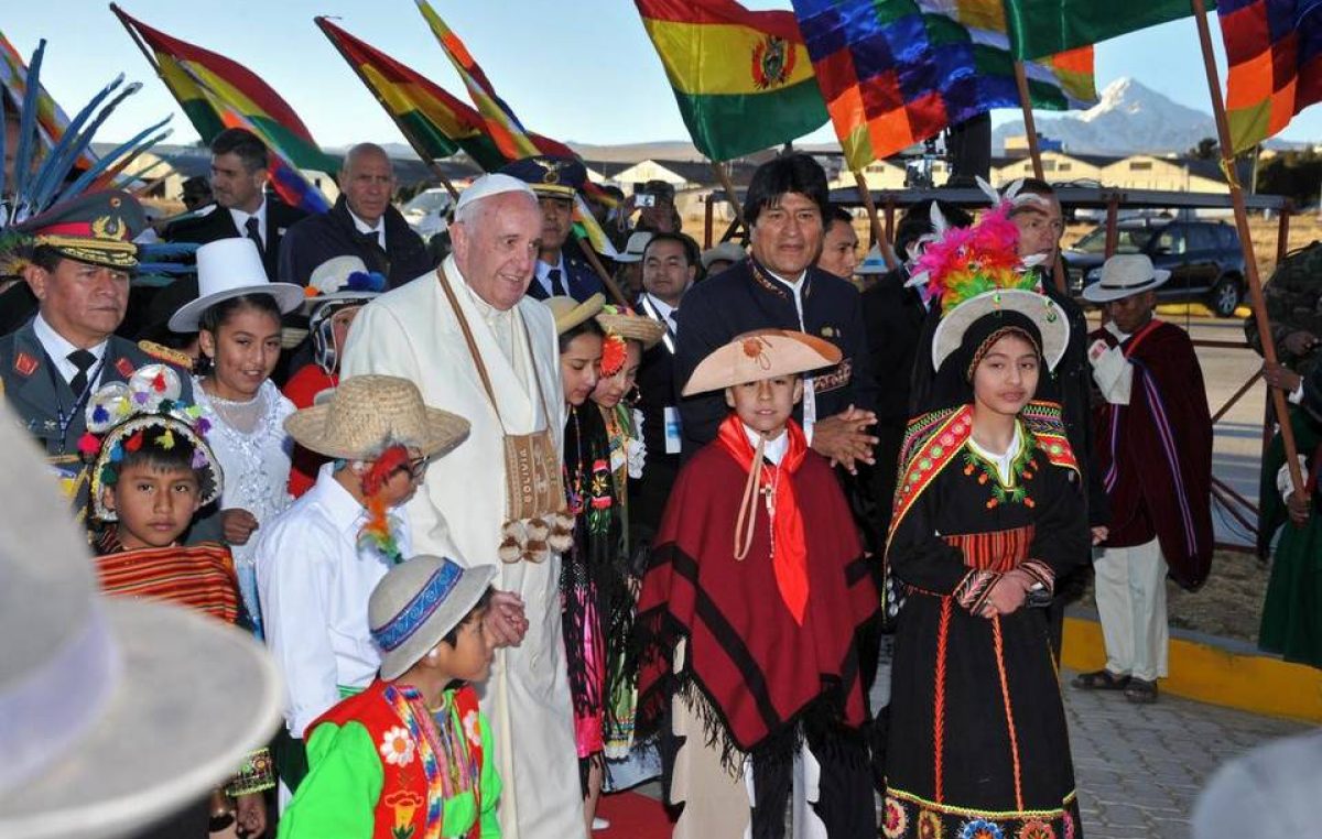 Papa considera que «no es injusto» que Bolivia tenga como anhelo una salida al mar